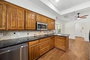 2128 N Aspenwood Dr, Grapevine, TX 76051 - Photo 10
