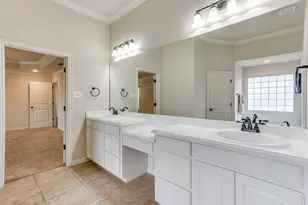 400 Hudson Ln, Burleson, TX 76028 - Photo 32