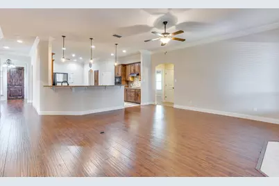 400 Hudson Lane, Burleson, TX 76028 - Photo 20