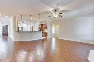 400 Hudson Ln, Burleson, TX 76028 - Photo 20