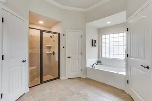 400 Hudson Ln, Burleson, TX 76028 - Photo 30