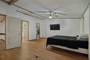 130 Meadowview Ln, Point, TX 75472 - Photo 8