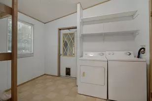 130 Meadowview Ln, Point, TX 75472 - Photo 6