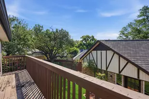 9435 Spring Hollow Dr, Dallas, TX 75243 - Photo 30