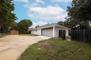 2005 N Arbor Rose Dr, Grand Prairie, TX 75050 - Photo 26