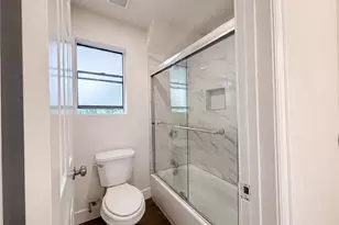 2005 N Arbor Rose Dr, Grand Prairie, TX 75050 - Photo 20