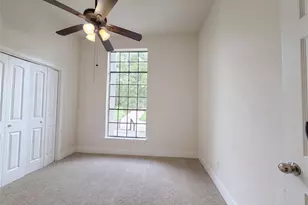 2005 N Arbor Rose Dr, Grand Prairie, TX 75050 - Photo 12