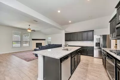 6149 Cobbetts Pond Lane, Fort Worth, TX 76179 - Photo 16