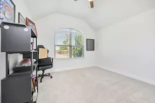 6149 Cobbetts Pond Ln, Fort Worth, TX 76179 - Photo 12