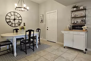 327 E Hull St, Denison, TX 75021 - Photo 8