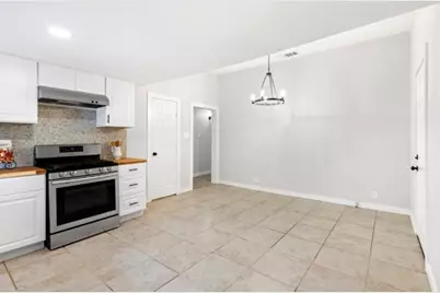 327 E Hull Street, Denison, TX 75021 - Photo 14