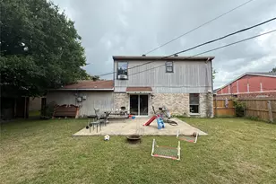 3029 Lisetta St, Grand Prairie, TX 75052 - Photo 2