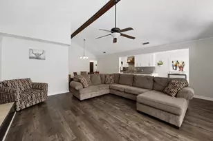 922 Thoreau Ln, Allen, TX 75002 - Photo 6