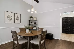 922 Thoreau Ln, Allen, TX 75002 - Photo 4