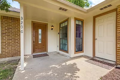 3206 Wintersmith Drive, Arlington, TX 76014 - Photo 2