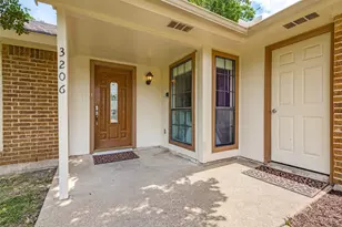 3206 Wintersmith Dr, Arlington, TX 76014 - Photo 2