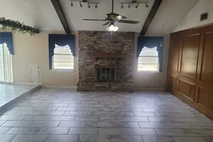 4100 Longleaf Ln, Fort Worth, TX 76137 - Photo 6