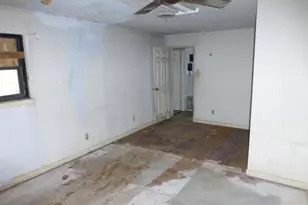 619 N Ave A, Springtown, TX 76082 - Photo 12