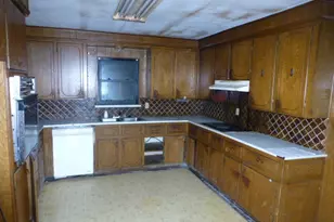 619 N Ave A, Springtown, TX 76082 - Photo 8