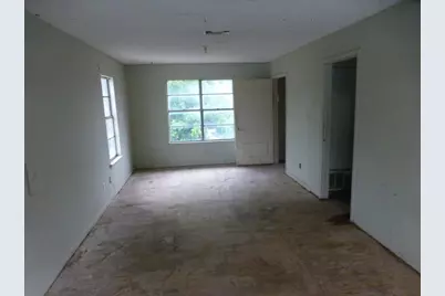 619 N Avenue A, Springtown, TX 76082 - Photo 22