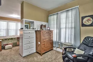 1147 W Frey St, Stephenville, TX 76401 - Photo 16