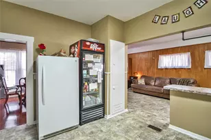1147 W Frey St, Stephenville, TX 76401 - Photo 4