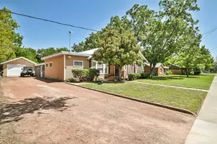 1147 W Frey St, Stephenville, TX 76401 - Photo 40