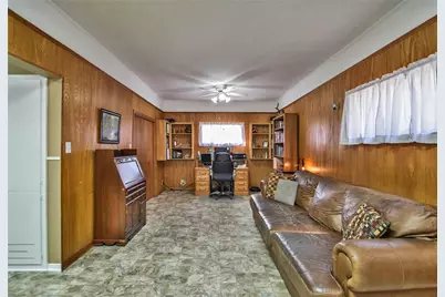 1147 W Frey Street, Stephenville, TX 76401 - Photo 8