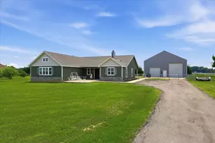 110 Highview Rd, Ennis, TX 75119 - Photo 1