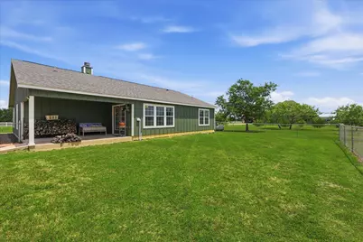 110 Highview Road, Ennis, TX 75119 - Photo 32
