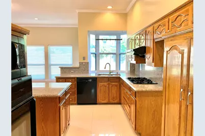 1410 Indian Lake Trail, Carrollton, TX 75007 - Photo 4