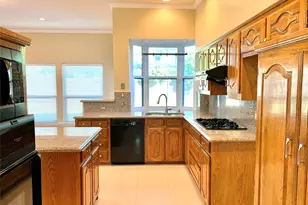 1410 Indian Lake Trail, Carrollton, TX 75007 - Photo 4