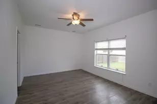 223 Magnolia Dr, Princeton, TX 75407 - Photo 8