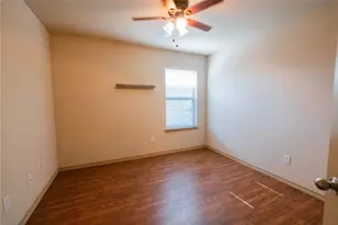 10716 Edgewest Terrace, Fort Worth, TX 76108 - Photo 18