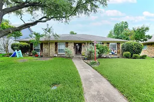7272 Alto Caro Dr, Dallas, TX 75248 - Photo 2
