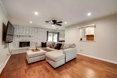 5700 Wessex Avenue, Fort Worth, TX 76133 - Photo 6