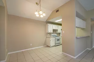 1918 Lee Dr, Denton, TX 76209 - Photo 6