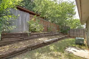 1918 Lee Dr, Denton, TX 76209 - Photo 18