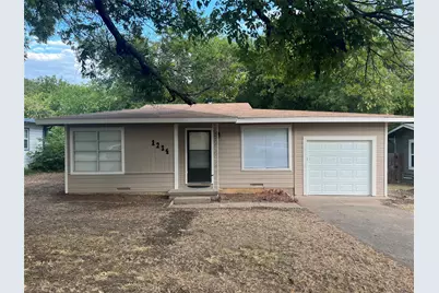 1234 S Brazos Street, Weatherford, TX 76086 - Photo 1