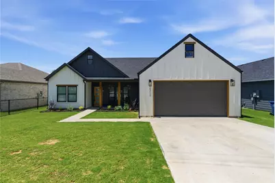 2312 Neches Street, Granbury, TX 76048 - Photo 1