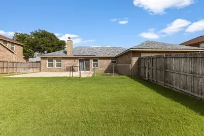 2131 Candace Drive, Lancaster, TX 75146 - Photo 20