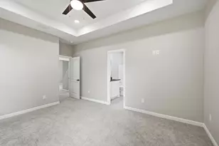 304 Evans St, Cleburne, TX 76031 - Photo 22