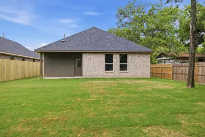 304 Evans Street, Cleburne, TX 76031 - Photo 26