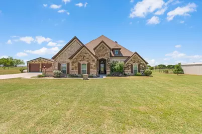 332 Antler Ridge Drive, Azle, TX 76020 - Photo 2