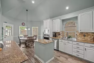 9109 Hogan Dr, Rowlett, TX 75089 - Photo 8