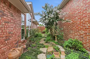 5750 Encore Dr, Dallas, TX 75240 - Photo 36