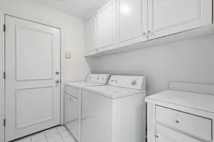 5750 Encore Dr, Dallas, TX 75240 - Photo 32