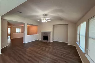 111 Palm Dr, Lancaster, TX 75146 - Photo 2