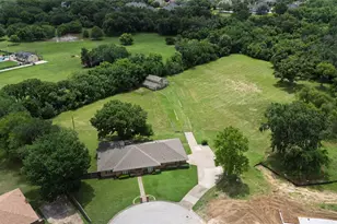 1215 Oakwood Trail, Southlake, TX 76092 - Photo 1
