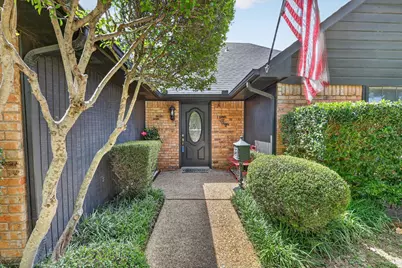 1002 Capetown Drive, Grand Prairie, TX 75050 - Photo 30